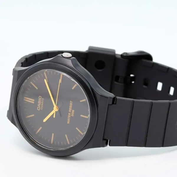Наручные часы для мужчин Casio MW-240-1E2 Кварцевый/ 48 мм photo 3 Наручные часы для мужчин Casio MW-240-1E2 Кварцевый/ 48 мм photo 3