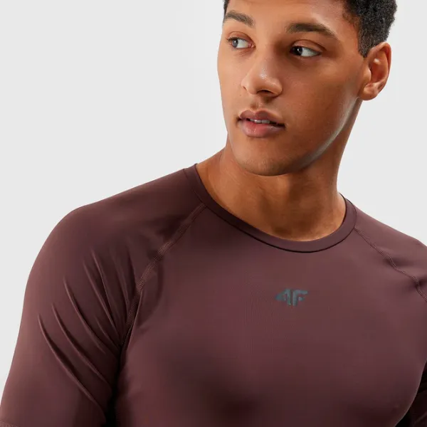 Tricou pentru bărbați 4F 4FWSS24TFTSM700-81S 89% poliester, 11% elastan/ Brown photo 4