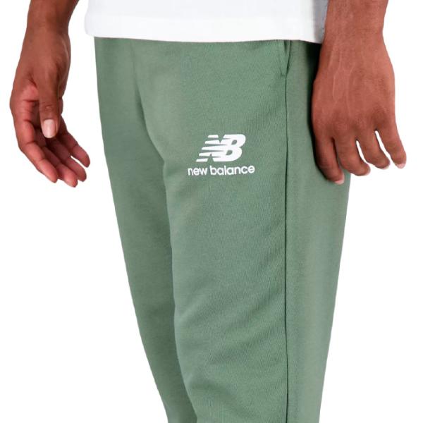 Pantaloni sportivi pentru bărbați New Balance Essentials Stacked Logo French Terry S/ Olive Green photo 4