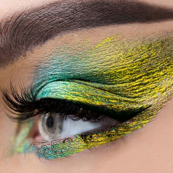 Fard de pleoape 7DAYS BColour Multichrome Liquid 1.5 ml/ 04 Emerald photo 2 Fard de pleoape 7DAYS BColour Multichrome Liquid 1.5 ml/ 04 Emerald photo 2