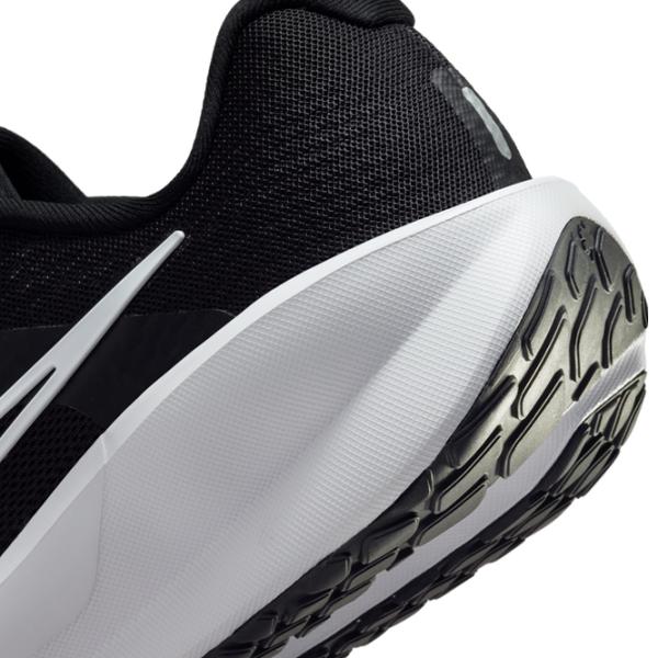 Adidași pentru bărbați Nike Downshifter 13 42/ Black White photo 8