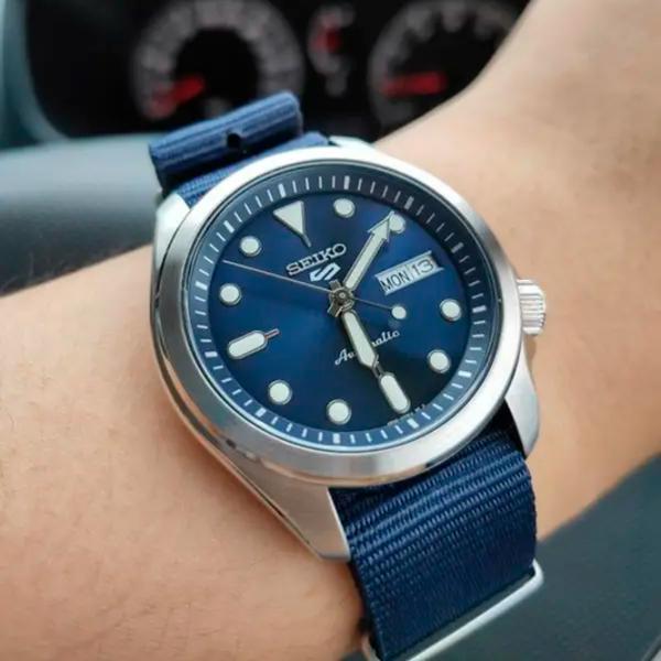 Ceas de mână pentru bărbați Seiko SRPE63K1 Mecanic/ 40 mm photo 5 Ceas de mână pentru bărbați Seiko SRPE63K1 Mecanic/ 40 mm photo 5