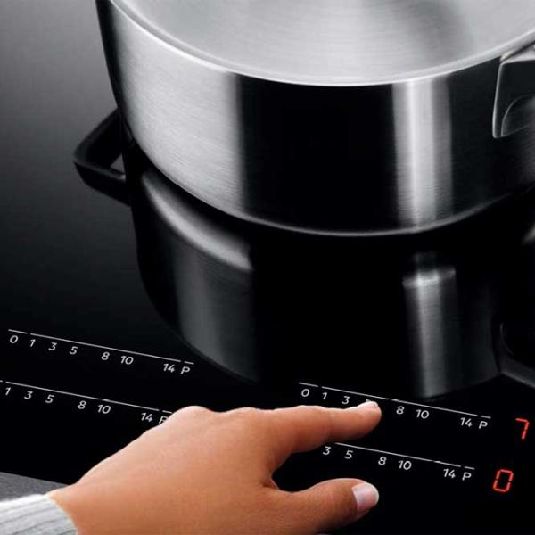 Plită încorporabilă cu inducție AEG IKB64431XB Vitroceramică/ Black photo 4