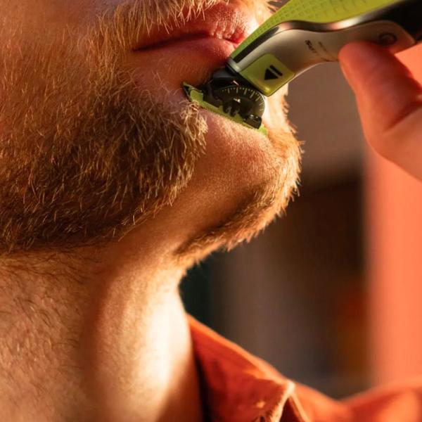 Trimmer Philips QP2834/20 OneBlade 360 Green photo 8