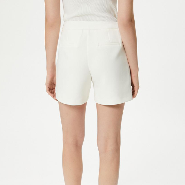 Pantaloni scurți pentru femei Koton 4SAK40008UW 42/ White photo 2 Pantaloni scurți pentru femei Koton 4SAK40008UW 42/ White photo 2