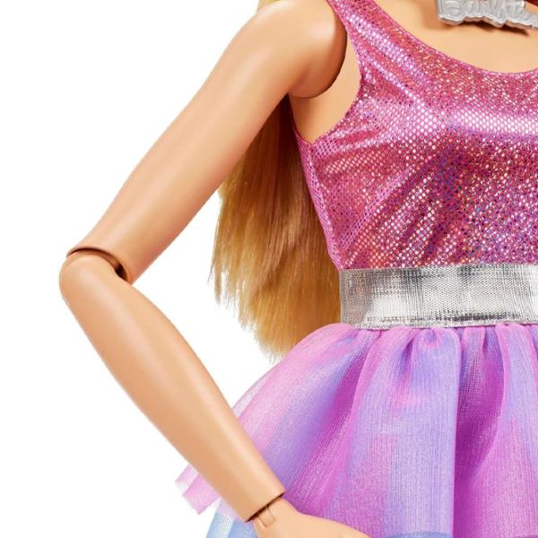 Кукла Mattel Barbie HJY02  модель / 3+ photo 5 Кукла Mattel Barbie HJY02  модель / 3+ photo 5