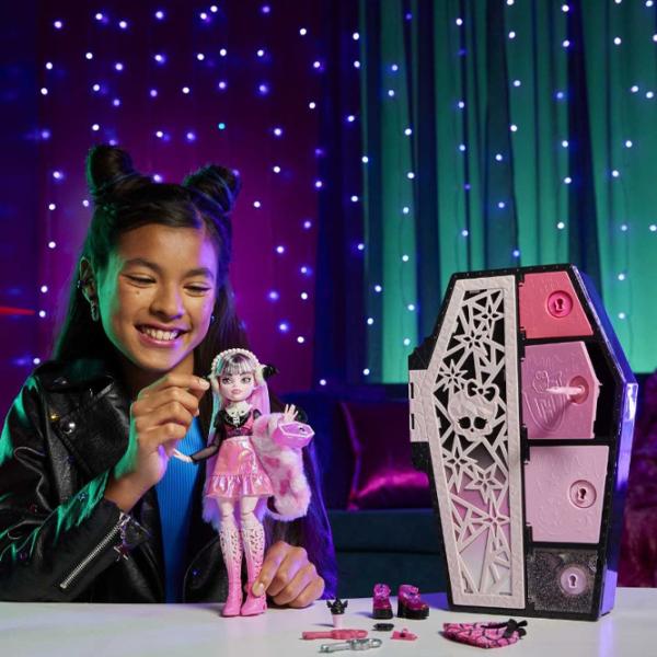 Набор Mattel Monster High Draculaura HNF73 модель/ 4+ photo 7 Набор Mattel Monster High Draculaura HNF73 модель/ 4+ photo 7