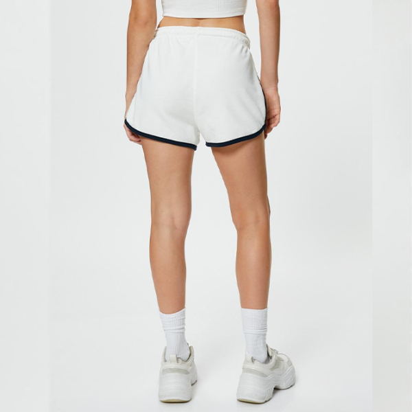 Pantaloni scurți pentru femei Koton 4SAL40003IK L/ White photo 2