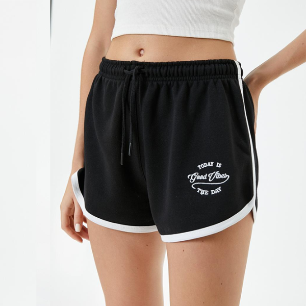 Pantaloni scurți pentru femei Koton 4SAL40012IK S/ Black photo 5