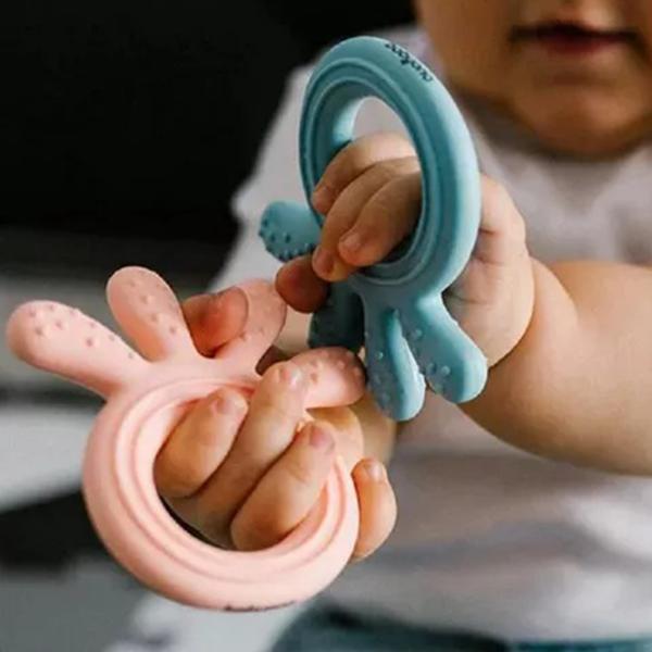 Jucărie pentru dentiție BabyOno 0826/ 03 de la 0 luni photo 3