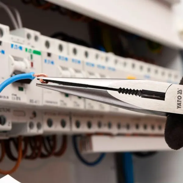 Плоскогубцы Yato YT-21155 200 мм photo 3 Плоскогубцы Yato YT-21155 200 мм photo 3