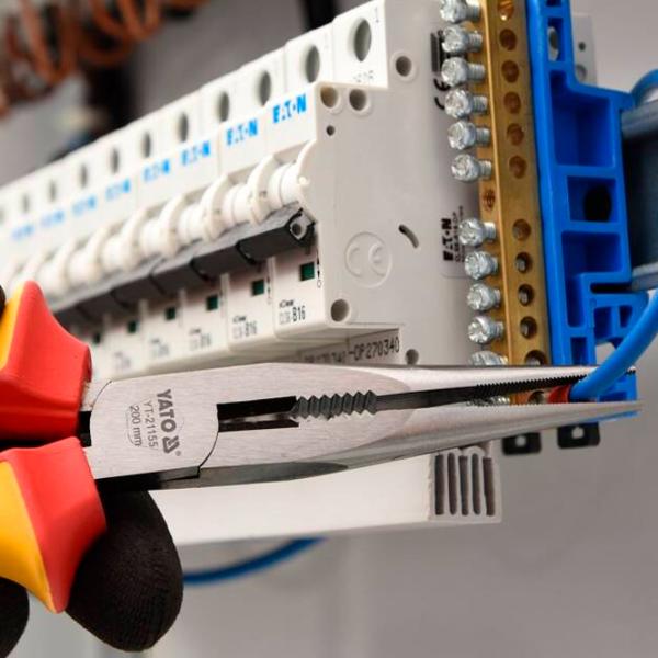 Плоскогубцы Yato YT-21155 200 мм photo 4 Плоскогубцы Yato YT-21155 200 мм photo 4