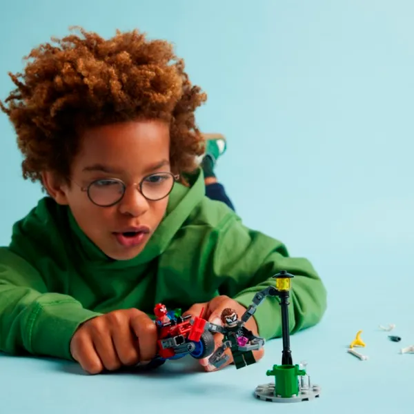 Constructor LEGO Motorcycle Chase Spider-Man vs. Doc Ock Figuri/ Multicolor photo 6