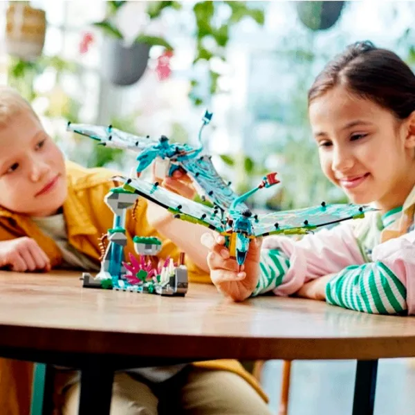Constructor LEGO Jake & Neytiri’s First Banshee Flight Scenă din film/ Multicolor photo 7