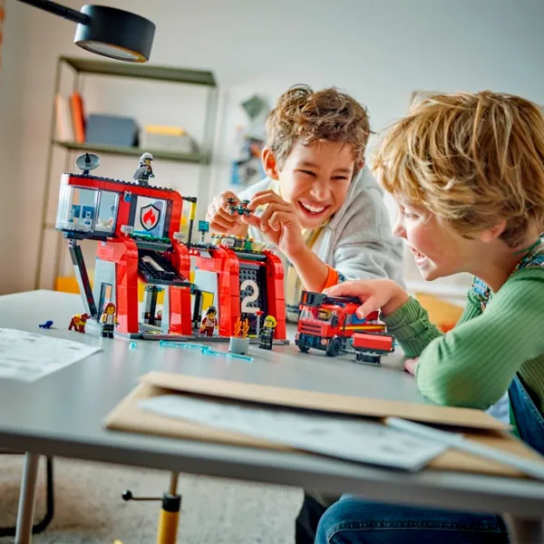 Конструктор LEGO Fire Station with Fire Truck Пожарные/ Разноцветный photo 8