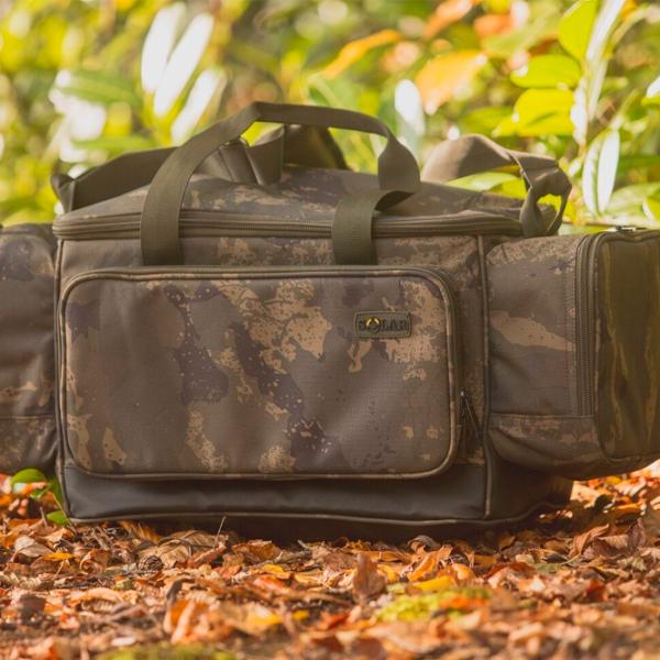 Сумка для аксессуаров Solar Tackle Undercover Camo carryall Large Полиэстер 600D photo 4 Сумка для аксессуаров Solar Tackle Undercover Camo carryall Large Полиэстер 600D photo 4