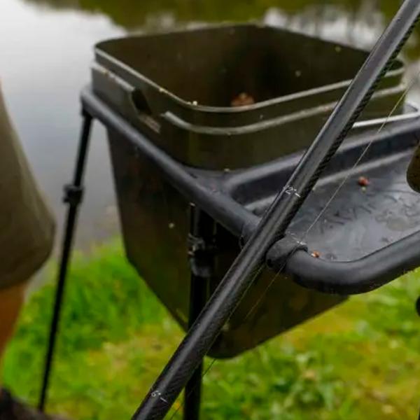 Suport pentru găleată Avid Carp Bait Station Kit 10 l/ Black photo 2