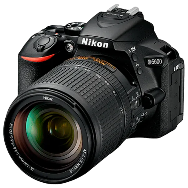 Фотоаппарат Nikon D5600 Kit CMOS/ Черный photo 1 Фотоаппарат Nikon D5600 Kit CMOS/ Черный photo 1