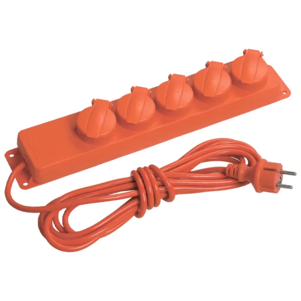 Prelungitor IEK WYP10-16-05-05-44-N 5 m Red photo 1