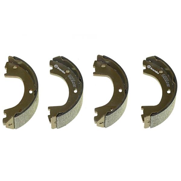 Тормозные колодки Brembo S 50 521 задние/ барабанные photo 1