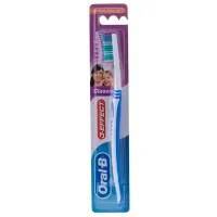 Зубные щётки Oral-B Classic 3 Effect 1