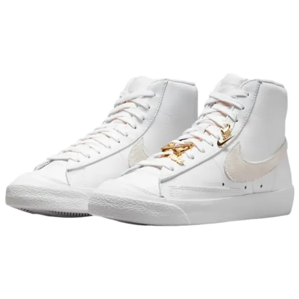 Кеды для женщин Nike Wmns Blazer Mid '77 Осень - Зима/ Белый photo 1 Кеды для женщин Nike Wmns Blazer Mid '77 Осень - Зима/ Белый photo 1