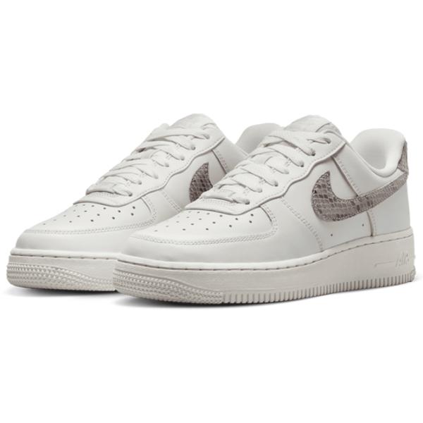 Ghete pentru femei Nike Wmns Air Force 1 '07 Toamnă - iarnă/ White photo 1