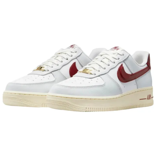Кеды для женщин Nike WMNS AIR FORCE 1 '07 SE Весна - лето/ Белый photo 1
