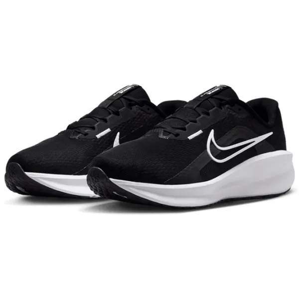 Adidași pentru bărbați Nike Downshifter 13 46/ Black White photo 1
