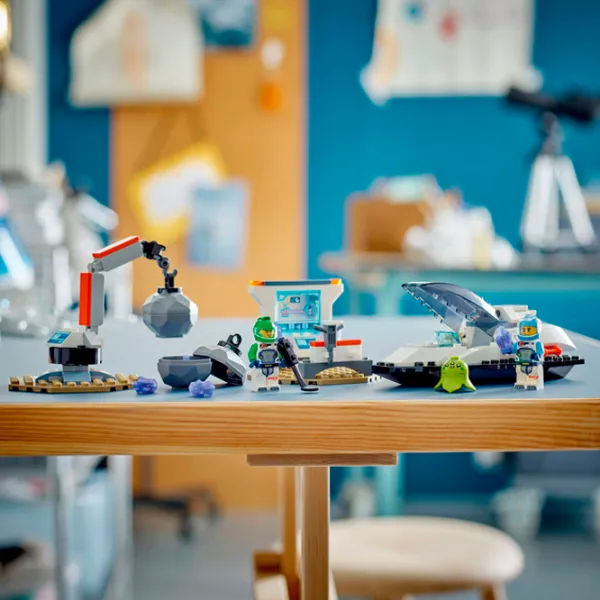 Constructor LEGO Spaceship and Asteroid Discovery Navă spațială/ Multicolor photo 9