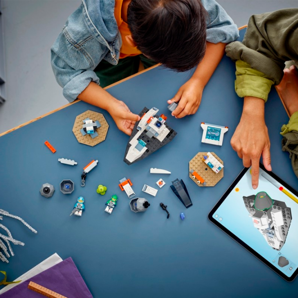 Constructor LEGO Spaceship and Asteroid Discovery Navă spațială/ Multicolor photo 10