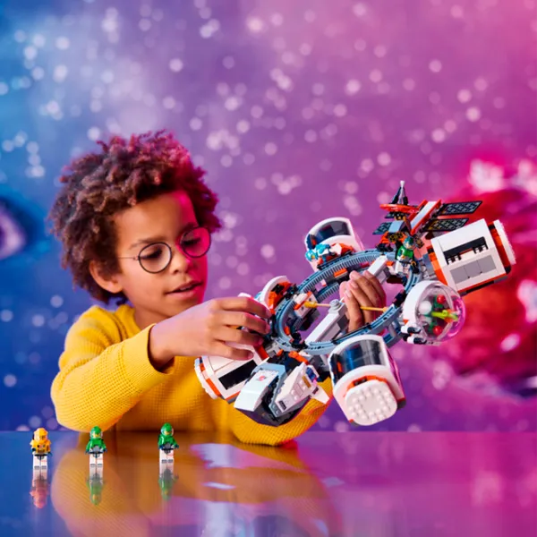 Constructor LEGO Modular Space Station Cosmos/ Multicolor photo 13