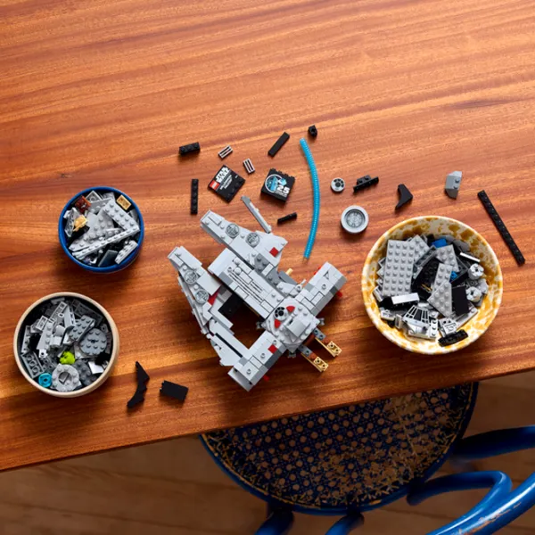 Constructor LEGO Millennium Falcon Navă spațială/ Gray photo 6