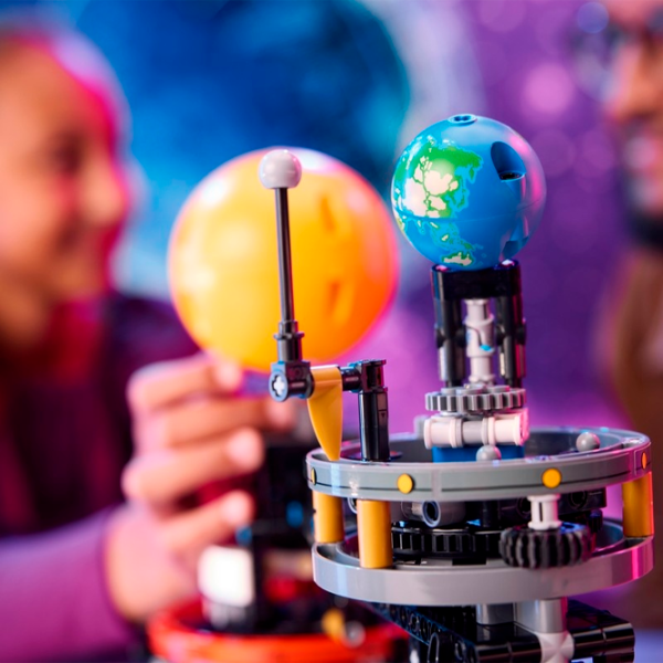 Constructor LEGO Planet Earth and Moon in Orbit Cosmos/ Multicolor photo 10