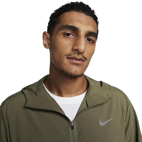 Спортивная куртка для мужчин Nike NKFB7482222 L/ Dark Olive Green photo 4 Спортивная куртка для мужчин Nike NKFB7482222 L/ Dark Olive Green photo 4