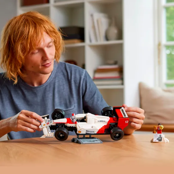 Конструктор LEGO McLaren MP4/ 4 & Ayrton Senna Автомобиль/ Разноцветный photo 18