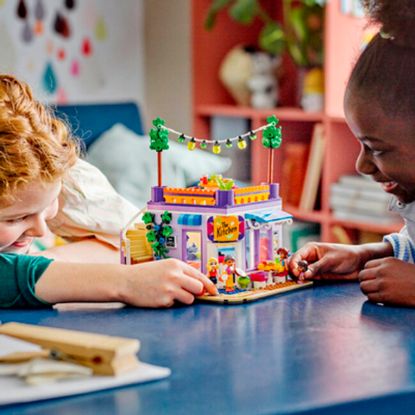 Constructor LEGO Heartlake City Community Kitchen Clasic/ Multicolor photo 14 Constructor LEGO Heartlake City Community Kitchen Clasic/ Multicolor photo 14