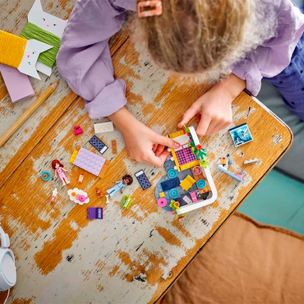 Constructor LEGO Aliya's Room Clasic/ Multicolor photo 13 Constructor LEGO Aliya's Room Clasic/ Multicolor photo 13