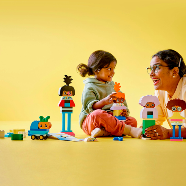 Constructor LEGO Buildable People with Big Emotions Figuri/ Multicolor photo 9