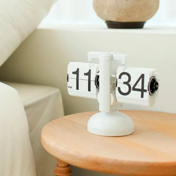 Настольные часы Romanowski Design Flip Clock Настольный / Механический photo 4 Настольные часы Romanowski Design Flip Clock Настольный / Механический photo 4