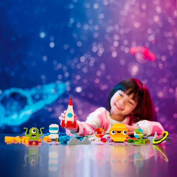 Constructor LEGO Creative Space Planets Clasic/ Multicolor photo 10 Constructor LEGO Creative Space Planets Clasic/ Multicolor photo 10