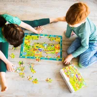 Puzzle 2D DoDo Viața în oraș 5+/ Numărul de piese: 80 photo 4