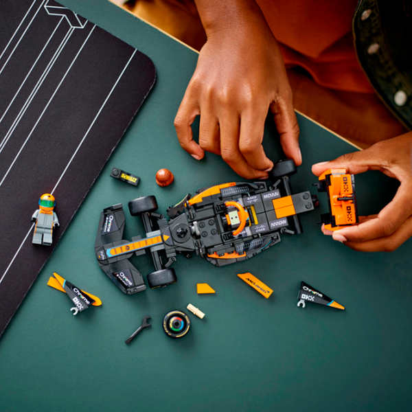 Constructor LEGO 2023 McLaren Formula 1 Race Car Mașină/ Multicolor photo 11