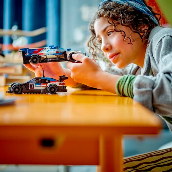 Конструктор LEGO BMW M4 GT3 & BMW M Hybrid V8 Race Cars Автомобиль/ Разноцветный photo 11