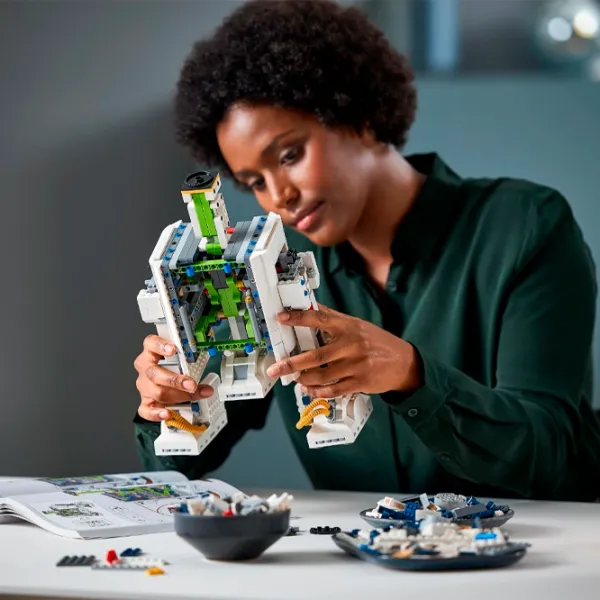 Конструктор LEGO R2-D2 Персонаж из фильма/ Разноцветный photo 11