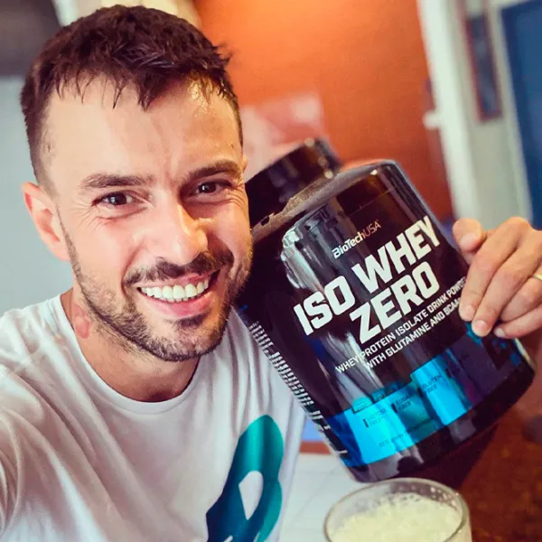 Proteină BioTechUSA Iso Whey Zero 908 g (5999076223978) praf/ Lichior de nuci photo 2