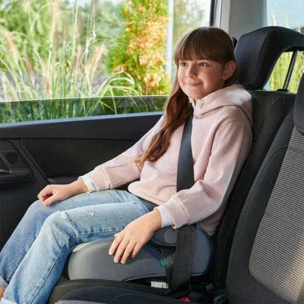 Детское автокресло KinderKraft I-BOOST i-Size 3 года - 12 лет/ 36 кг/ Черный photo 4