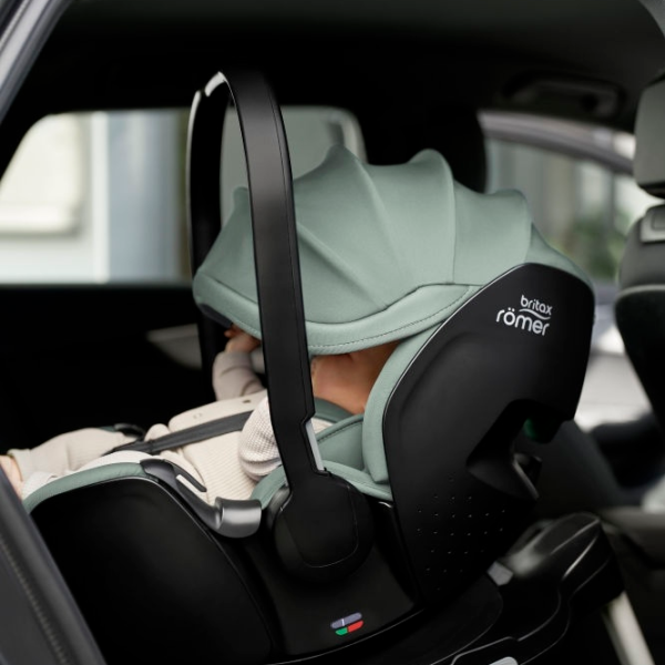 Детское автокресло Britax-Römer Baby-Safe Pro 0 месяцев - 15 месяцев/ 13 кг/ Зелёный photo 4 Детское автокресло Britax-Römer Baby-Safe Pro 0 месяцев - 15 месяцев/ 13 кг/ Зелёный photo 4