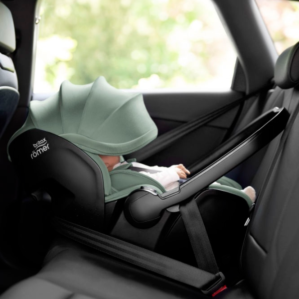 Детское автокресло Britax-Römer Baby-Safe Pro 0 месяцев - 15 месяцев/ 13 кг/ Зелёный photo 5 Детское автокресло Britax-Römer Baby-Safe Pro 0 месяцев - 15 месяцев/ 13 кг/ Зелёный photo 5