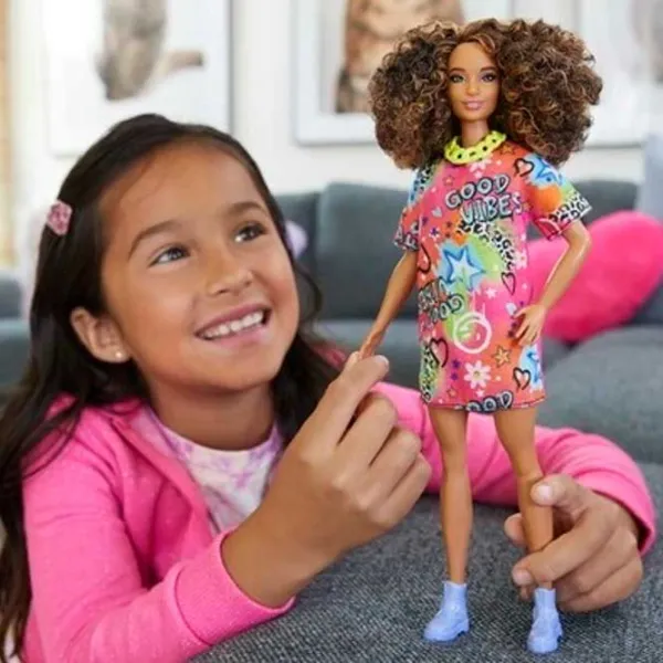 Кукла Barbie HJT00 модель/ 3+ photo 6